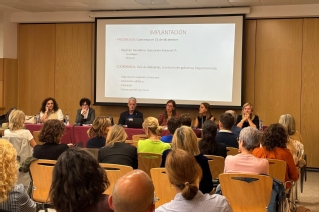 Imagen de la sesión informativa celebrada hoy en el Palacio de Justicia de Bilbao con la presencia del presidente del Tribunal Superior de Justicia del País Vasco, Iñaki Subijana; la directora de la Administración de Justicia, María Dolores Movilla; la magistrada y asesora del Departamento de Justicia y Derechos Humanos Inés Soria; y las secretarias coordinadoras de Álava, Bizkaia y Gipuzkoa, Raquel Pérez de Lazarraga, Ascensión Roncero y María Aránzazu Menéndez, respectivamente